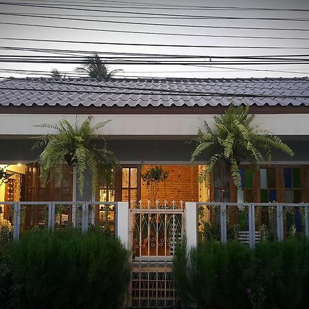 Ban Ing Yom Bed&Breakfast Sukhothai Exterior foto